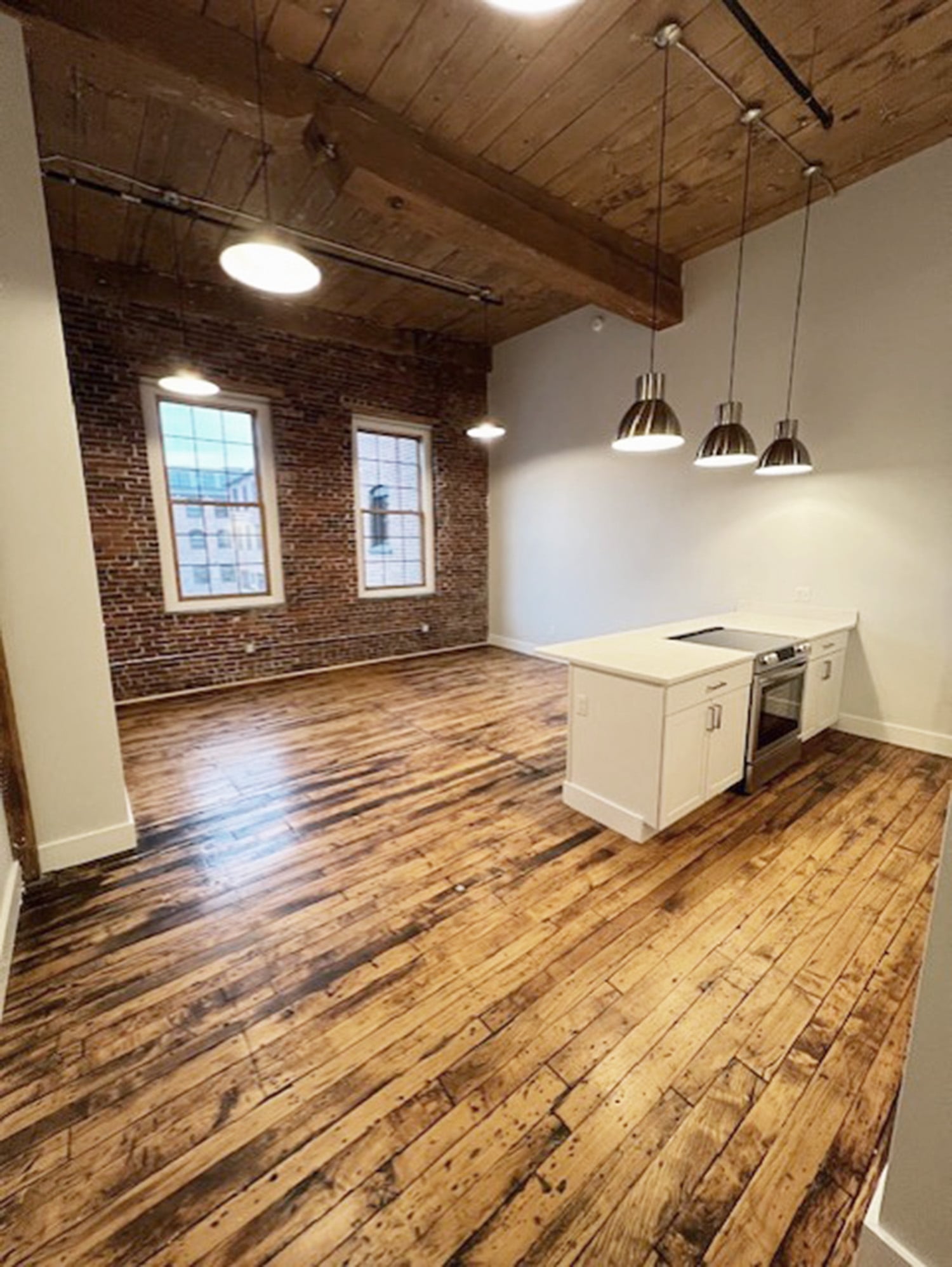 28 Pearl St – Apt 208 | Riverdam, Biddeford