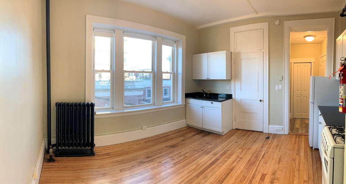 18 Casco Street – Apartment 30 – Portland  **All Utilities Included**
