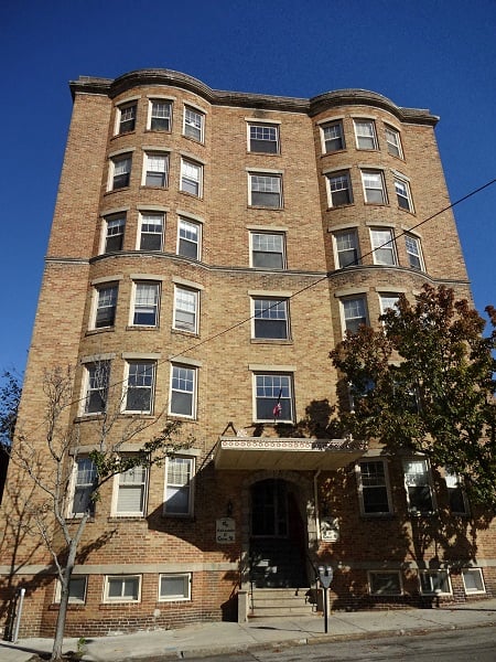 37 Casco Street – Apartment 609 – Portland (All Utilities Included with Rent!)