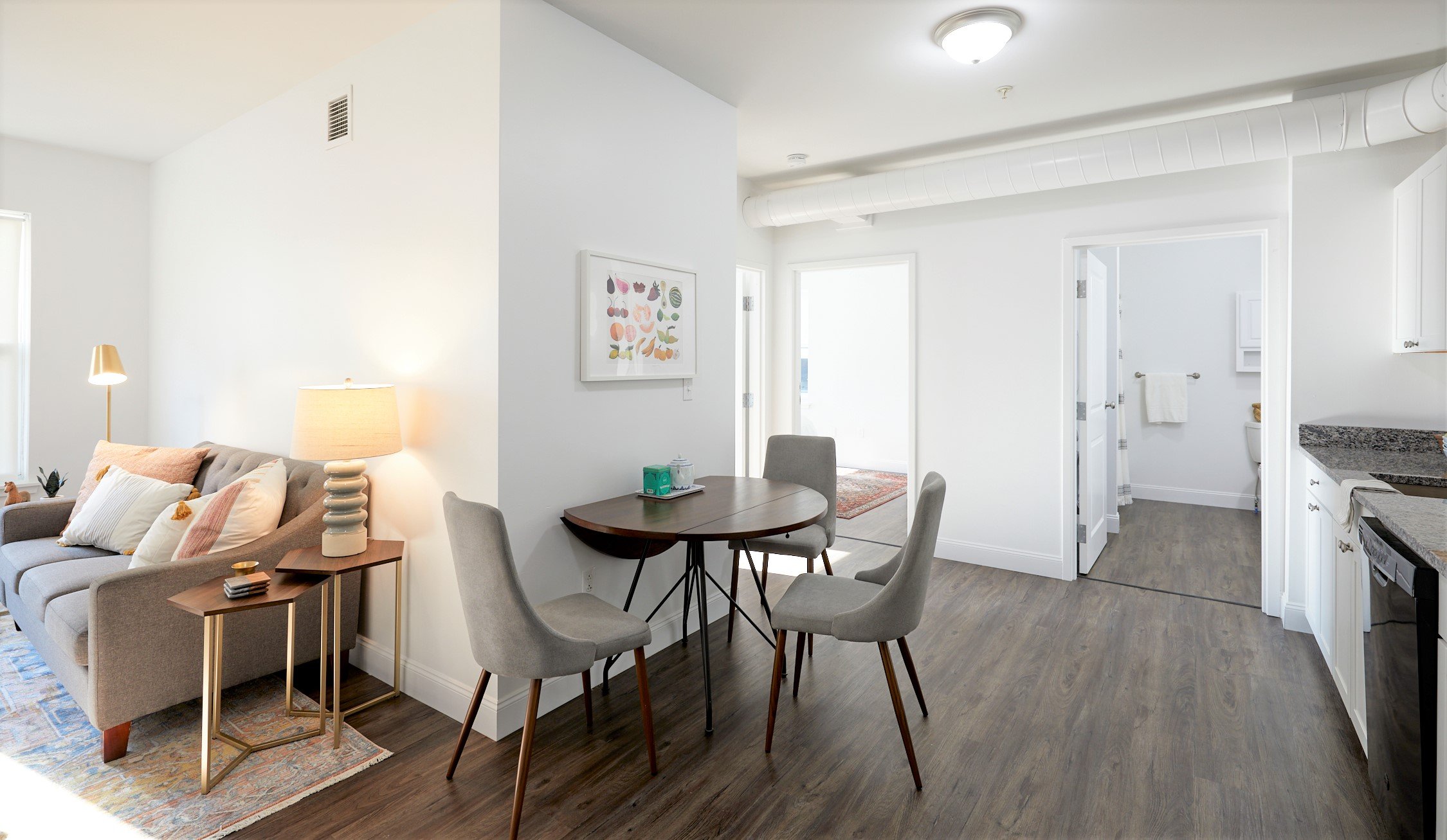 The Linden Apartment 154 **Modern Four Bedroom, Two Bath! Room to