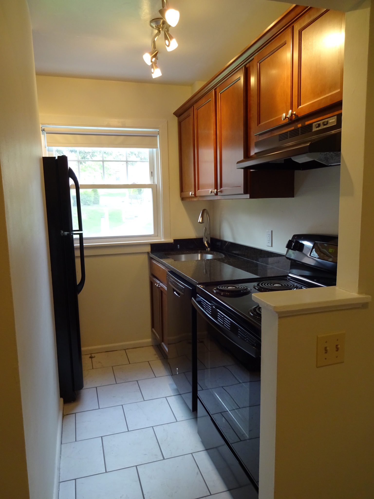 310 Eastern Promenade Apartment 5 Portland Portland, Maine