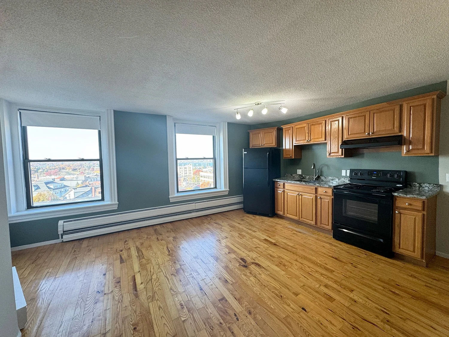 341 Cumberland Avenue – Apartment 12 – Portland