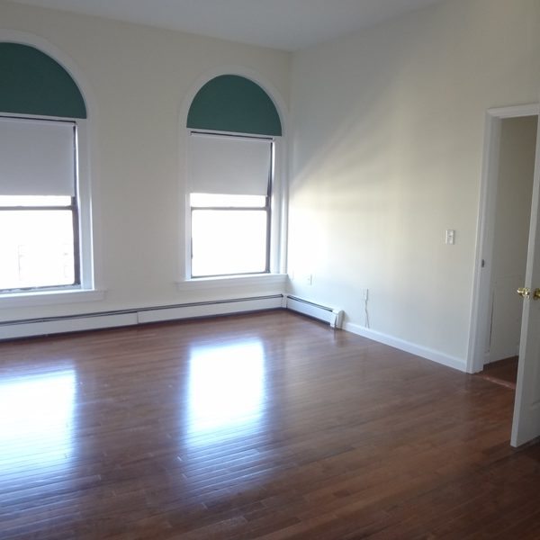 Available 11/10 | 638 Congress Street – Apt 708 | Portland | 2 bed – 2 bath