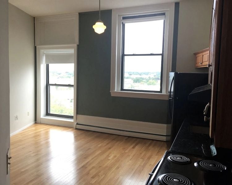 341 Cumberland Avenue – Apartment 19 – Portland