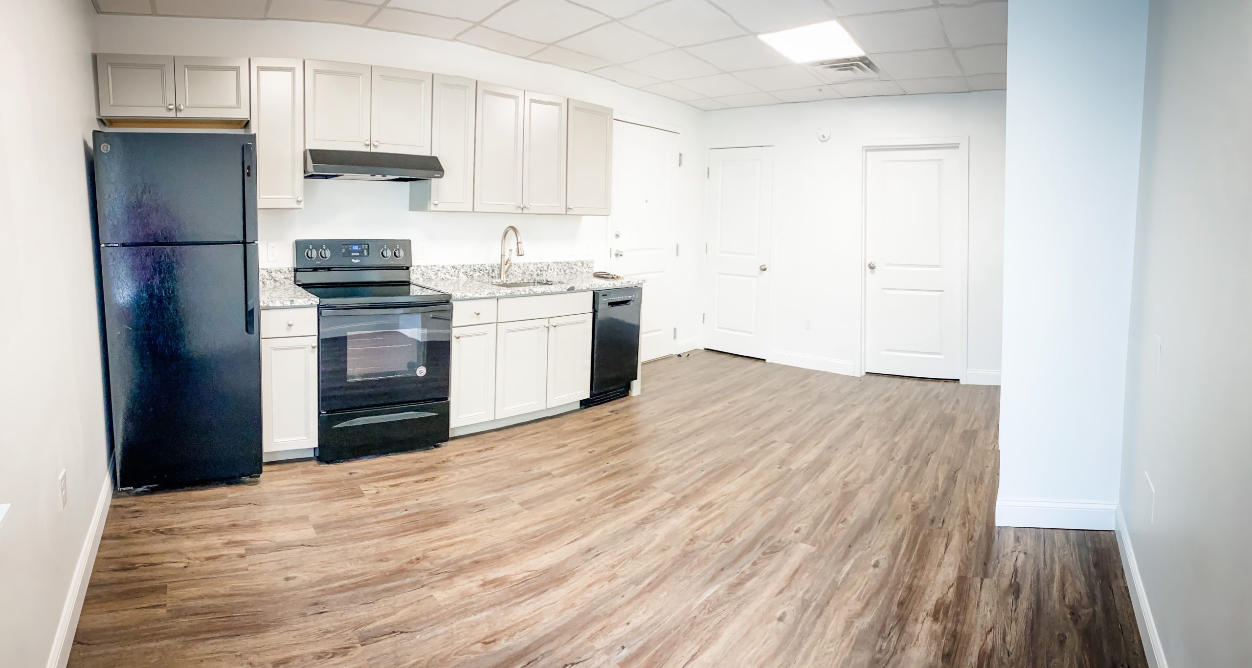 132 Marginal Way – The Linden – Apartment 124 – Portland **ALL UTILITIES INCLUDED**